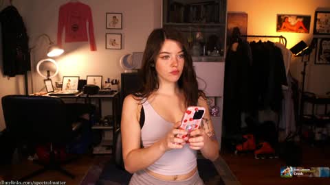 Snapshot of spectralmatter chatting on March 22, 8:56 pm m online show from March 22, 8:56 pm