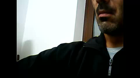 Snapshot of speed0800 chatting on November 11, 10:43 pm Speed online show from November 11, 10:43 pm