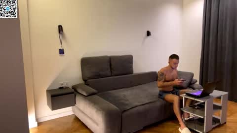 Alex online show from October 24, 8:49 pm