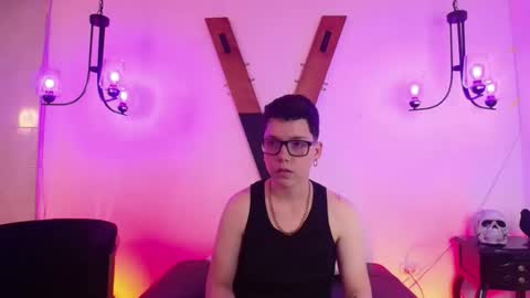 spencerm_ online show from November 26, 10:00 pm