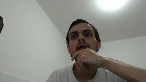 Snapshot of spencerreidddd chatting on October 17, 8:44 pm spencerreidddd online show from October 17, 8:44 pm