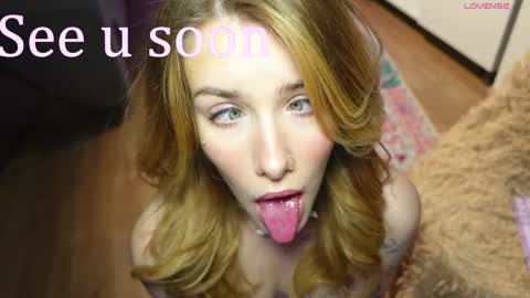 Snapshot of spicejessy chatting on April 25, 3:53 pm your sweet Jessy online show from April 25, 3:53 pm