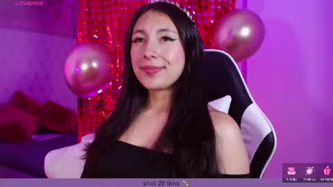 scarlett online show from July 19, 2:21 pm
