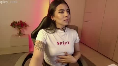 Snapshot of spicy_ana chatting on June 20, 5:38 pm spicy_ana online show from June 20, 5:38 pm