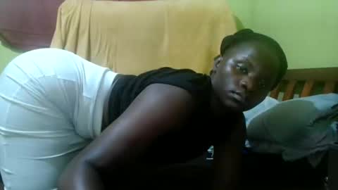 Snapshot of spicy_bella69 chatting on June 9, 6:58 am spicy_bella69 online show from June 9, 6:58 am
