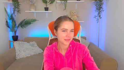 Snapshot of spicy_lexi chatting on September 12, 6:35 am spicy_lexi online show from September 12, 6:35 am