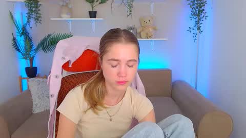 Snapshot of spicy_lexi chatting on September 17, 6:37 am spicy_lexi online show from September 17, 6:37 am