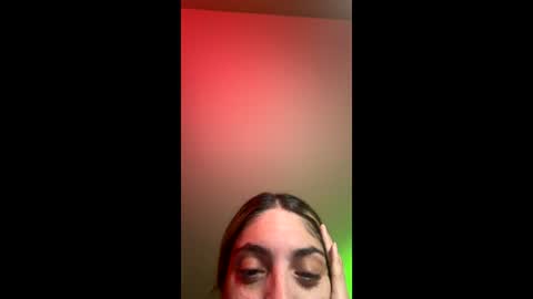 Snapshot of spicydiamond23 chatting on June 6, 3:55 am spicydiamond23 online show from June 6, 3:55 am