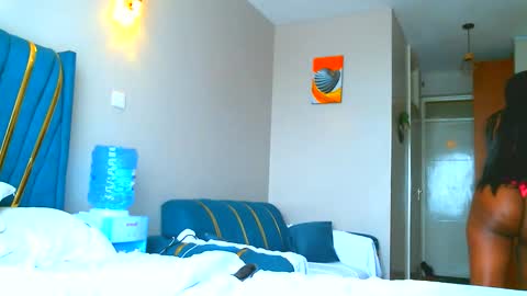 spicygal_ online show from February 25, 8:02 am