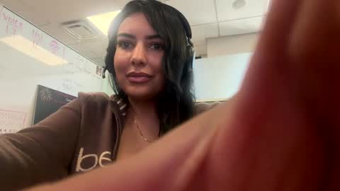 spicymami0333 online show from October 8, 5:10 pm