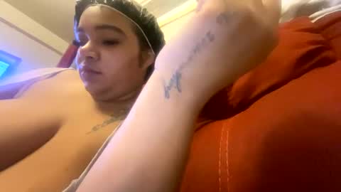 Snapshot of spicymami29 chatting on October 1, 6:52 am spicymami29 online show from October 1, 6:52 am