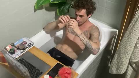 spicyraphael online show from February 17, 6:43 am