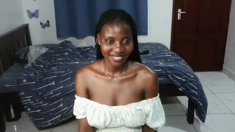 Snapshot of spicysashaa chatting on October 4, 8:29 pm spicysashaa online show from October 4, 8:29 pm