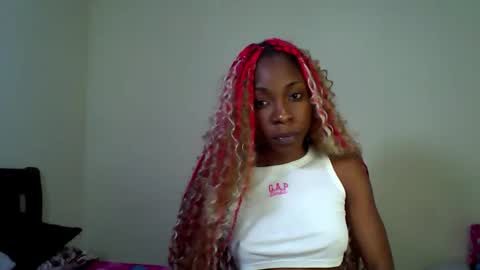 Snapshot of spicyshante chatting on October 15, 6:52 pm Shante online show from October 15, 6:52 pm