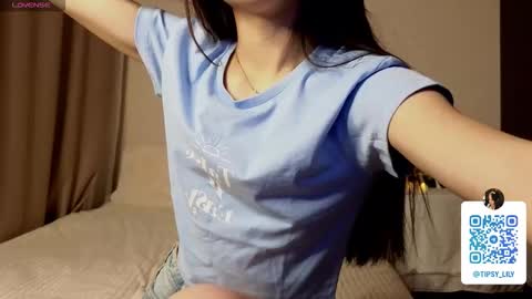 Tipsy online show from November 7, 5:57 pm