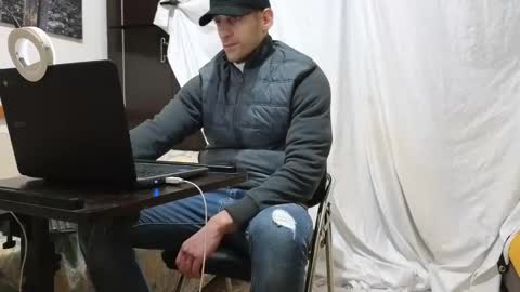 Snapshot of spider_0090 chatting on January 30, 4:24 pm Marco. When Im offline you can view premium content in bio online show from January 30, 4:24 pm