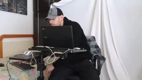 Snapshot of spider_0090 chatting on February 11, 2:35 pm Marco. When Im offline you can view premium content in bio online show from February 11, 2:35 pm