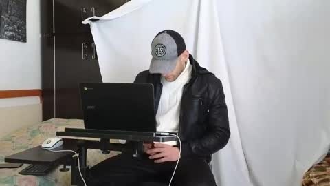 Snapshot of spider_0090 chatting on February 12, 7:55 am Marco. When Im offline you can view premium content in bio online show from February 12, 7:55 am