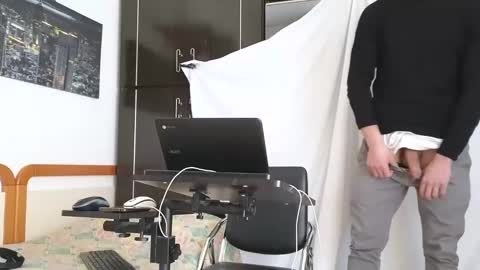 Snapshot of spider_0090 chatting on February 28, 3:04 pm Marco. When Im offline you can view premium content in bio online show from February 28, 3:04 pm