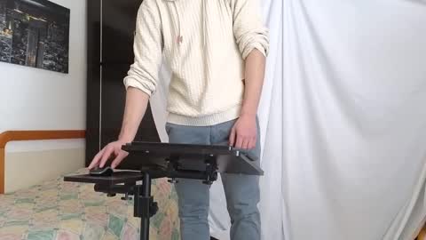 Snapshot of spider_0090 chatting on March 10, 9:43 am Marco. When Im offline you can view premium content in bio online show from March 10, 9:43 am