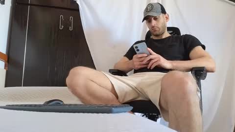 Snapshot of spider_0090 chatting on October 1, 9:04 am Marco. When Im offline you can view premium content in bio online show from October 1, 9:04 am