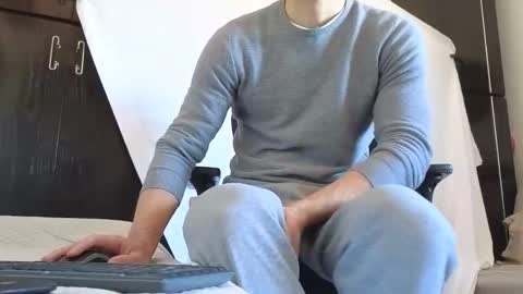 Snapshot of spider_0090 chatting on October 7, 12:02 pm Marco. When Im offline you can view premium content in bio online show from October 7, 12:02 pm