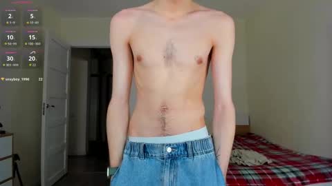 Snapshot of spider___man chatting on March 16, 11:47 am Spidey online show from March 16, 11:47 am