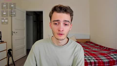 Snapshot of spider___man chatting on March 28, 5:01 pm Spidey online show from March 28, 5:01 pm