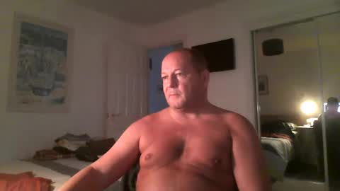 Snapshot of spidey1051a chatting on January 18, 1:18 pm spidey1051a online show from January 18, 1:18 pm