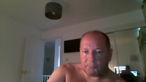 Snapshot of spidey1051a chatting on October 11, 8:13 am spidey1051a online show from October 11, 8:13 am