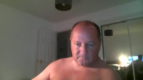 Snapshot of spidey1051a chatting on October 21, 10:49 am spidey1051a online show from October 21, 10:49 am