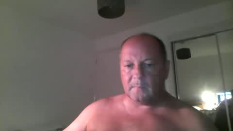 Snapshot of spidey1051a chatting on December 3, 6:17 pm spidey1051a online show from December 3, 6:17 pm