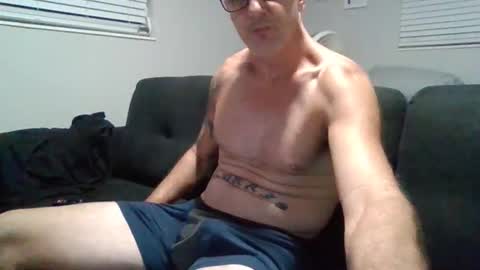 Snapshot of splashpattern chatting on December 3, 5:37 am splashpattern online show from December 3, 5:37 am