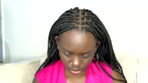 splashquuen01 online show from March 28, 7:57 pm