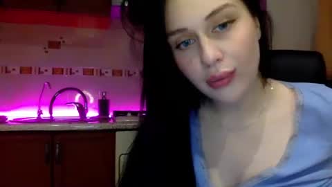 spoil9evangeline online show from March 10, 9:40 pm