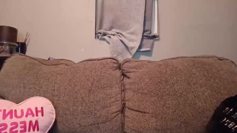 Snapshot of spoiledprincess4 chatting on October 25, 3:47 am spoiledprincess4 online show from October 25, 3:47 am