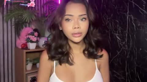 CALL ME RAINE online show from June 21, 3:25 pm