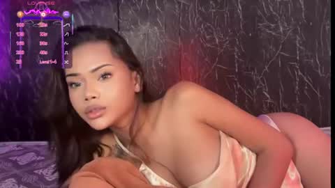 CALL ME RAINE online show from June 25, 7:18 pm