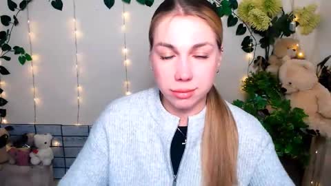 Karina online show from March 25, 8:53 am