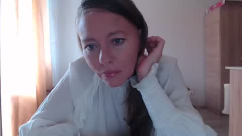 Snapshot of spring_time_ chatting on May 18, 8:53 am spring_time_ online show from May 18, 8:53 am