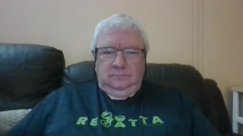 Snapshot of springtine chatting on June 3, 10:26 pm springtine online show from June 3, 10:26 pm