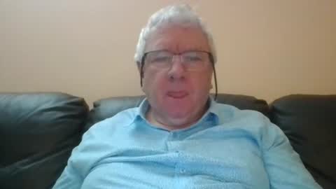 Snapshot of springtine chatting on June 14, 10:56 pm springtine online show from June 14, 10:56 pm