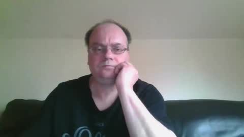 Snapshot of spritzer47 chatting on March 14, 10:10 am spritzer47 online show from March 14, 10:10 am