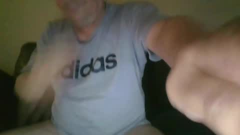 Snapshot of spritzer47 chatting on May 5, 12:24 pm spritzer47 online show from May 5, 12:24 pm