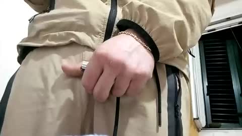 sprullo503609 online show from October 12, 11:59 pm