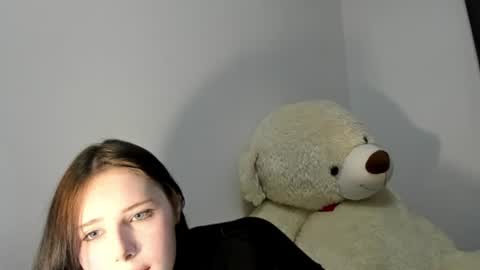 Snapshot of sqsonya chatting on June 15, 4:31 pm marunyashh online show from June 15, 4:31 pm