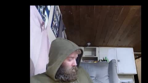 Snapshot of squegly chatting on November 26, 7:09 am Bryan online show from November 26, 7:09 am