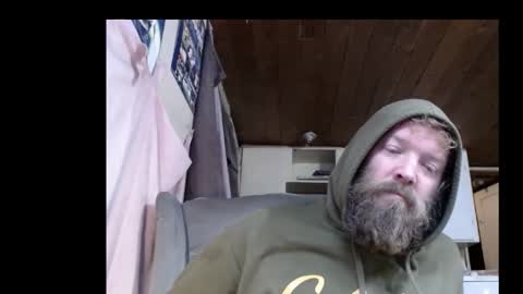 Snapshot of squegly chatting on December 3, 7:27 am Bryan online show from December 3, 7:27 am