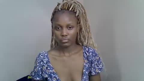 Tashy online show from October 18, 7:03 pm