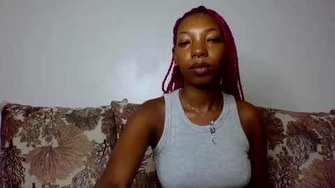 Snapshot of squirt_natural chatting on February 1, 2:26 pm Bunny online show from February 1, 2:26 pm